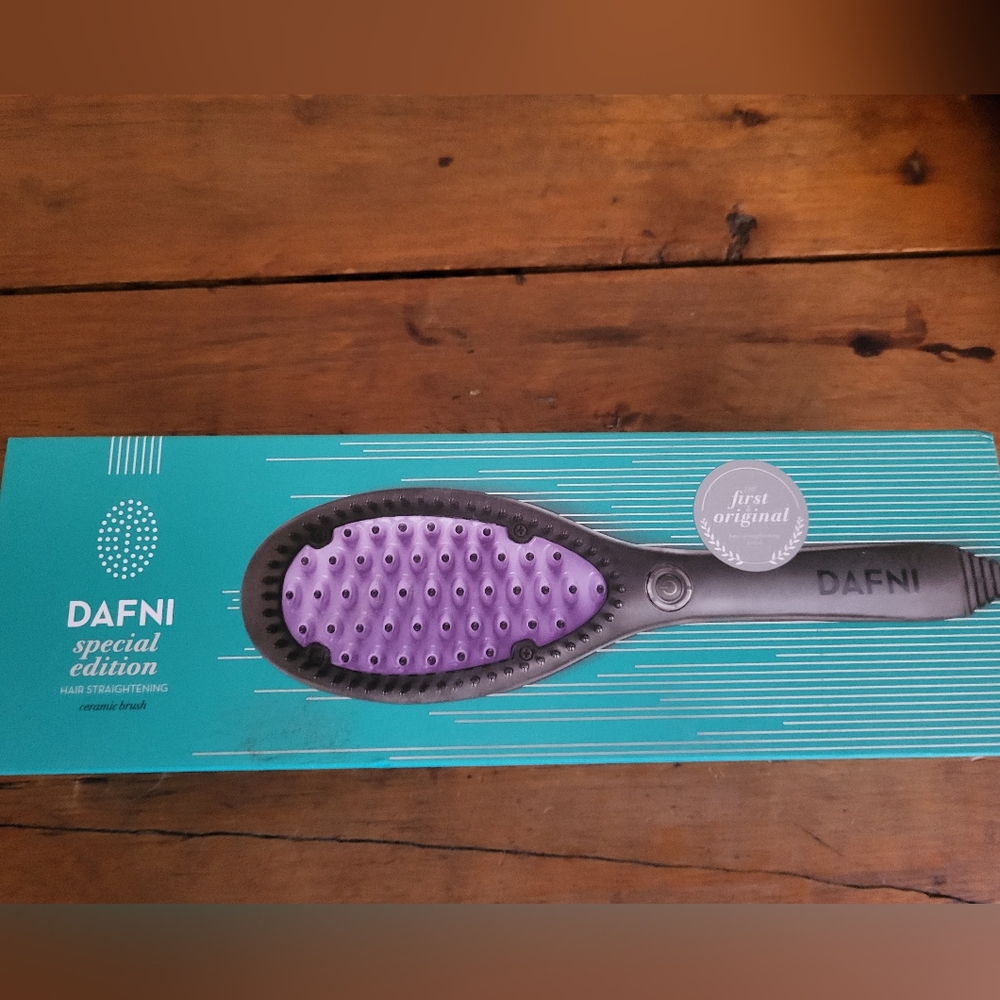 Ceramic hair brush